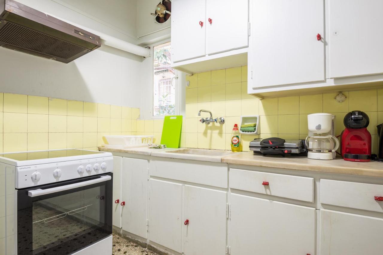 Victoria Apartment Атина Екстериор снимка